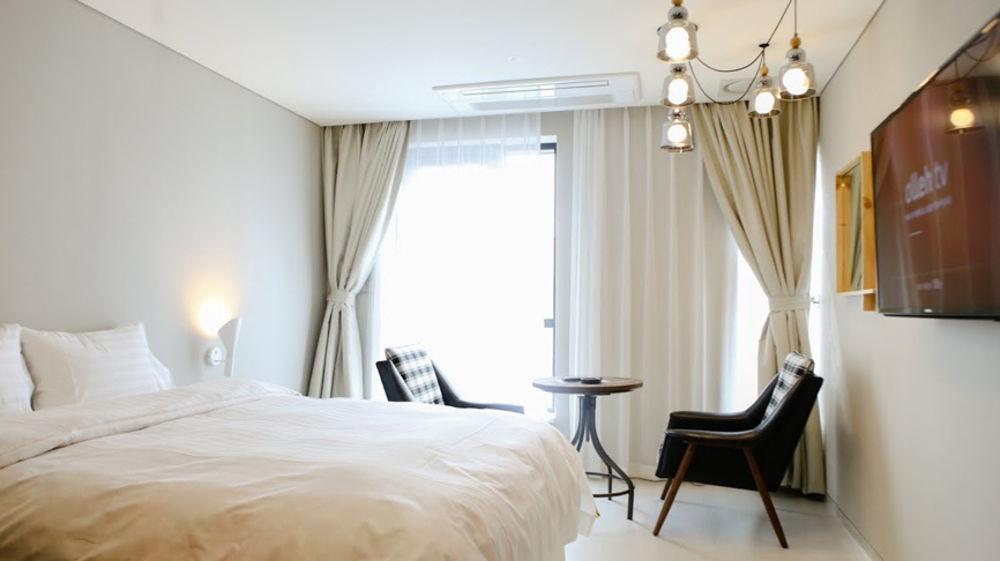 Hotel Khan Seoel Buitenkant foto