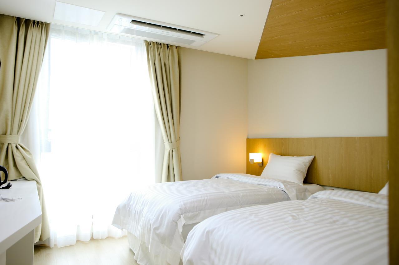 Hotel Khan Seoel Buitenkant foto