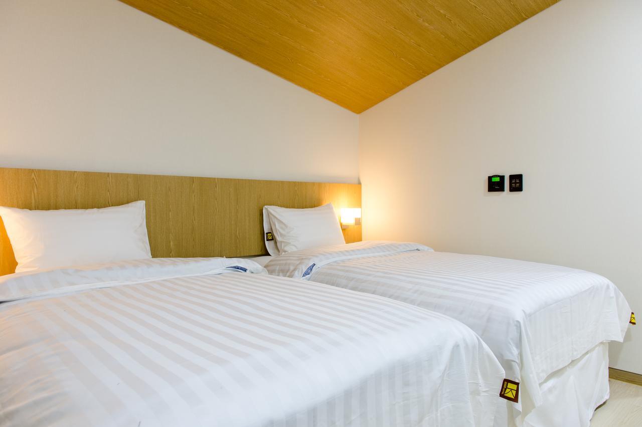 Hotel Khan Seoel Buitenkant foto