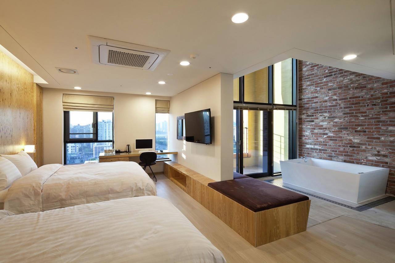 Hotel Khan Seoel Buitenkant foto